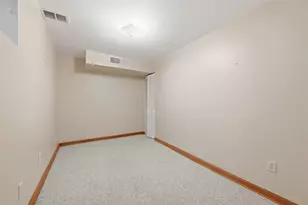 2621 Milford Dr, Bethel Park, PA 15102 - Photo 36