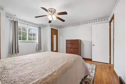 2621 Milford Dr, Bethel Park, PA 15102 - Photo 24