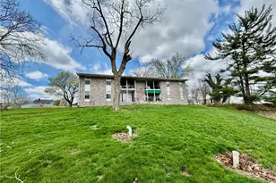105 Pittsburgh St, Uniontown, PA 15401 - Photo 2