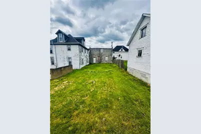 162 W Franklin St, Franklin Township, PA 15370 - Photo 10