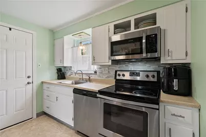 5339 Highgrove Road, Pittsburgh, PA 15236 - Photo 10