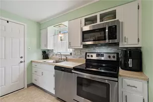 5339 Highgrove Rd, Pittsburgh, PA 15236 - Photo 10