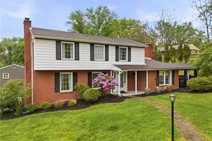 116 Hawthorne Dr, Wilkins Township, PA 15235 - Photo 2