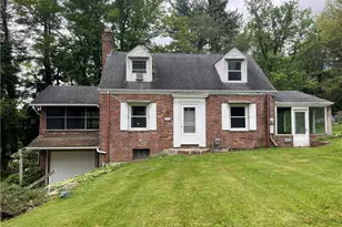 345 E Main St, Ligonier Boro, PA 15658 - Photo 1