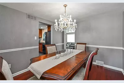 101 Upper Dr, Ross Twp, PA 15214 - Photo 6
