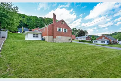 101 Upper Dr, Ross Twp, PA 15214 - Photo 24