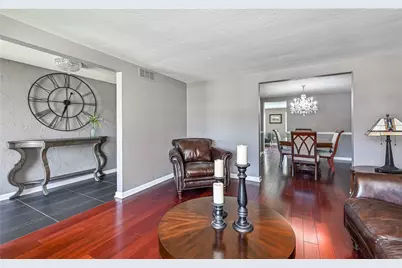 101 Upper Dr, Ross Twp, PA 15214 - Photo 4
