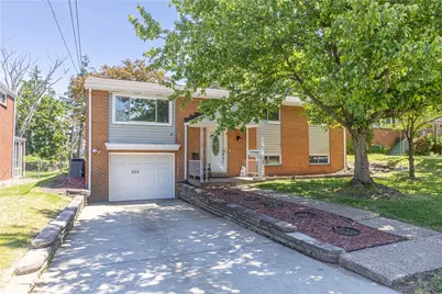 528 Macbeth Dr, Pittsburgh, PA 15235 - Photo 1