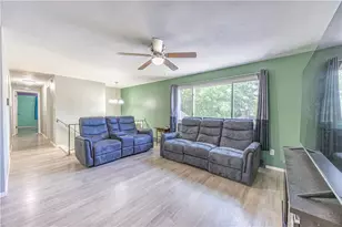 528 MacBeth Dr, Pittsburgh, PA 15235 - Photo 4