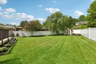 814 Dressel Dr, Pittsburgh, PA 15101 - Photo 14
