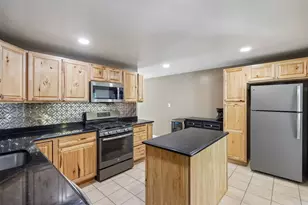 814 Dressel Dr, Pittsburgh, PA 15101 - Photo 10