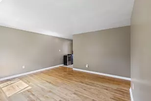 814 Dressel Dr, Pittsburgh, PA 15101 - Photo 8
