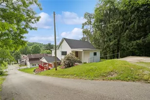 315 Walnut St, Greensboro, PA 15338 - Photo 24