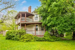 528 Beechwood Ave, Carnegie, PA 15106 - Photo 1