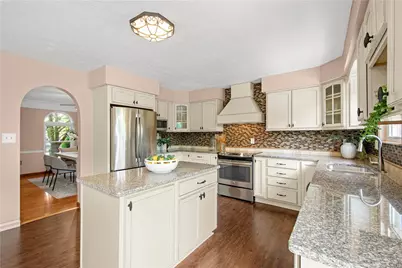 313 Pointview Dr, South Fayette, PA 15057 - Photo 10