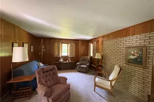 135 N 2nd, Greenville Boro, PA 16125 - Photo 8