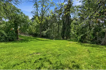 132 Circle Dr, Ross Twp, PA 15237 - Photo 28