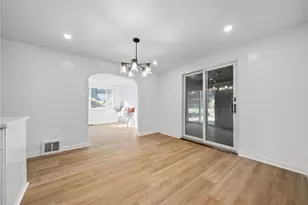2905 Blackridge Ave, Pittsburgh, PA 15235 - Photo 10