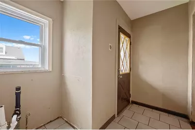 410 Orwell Way, Pittsburgh, PA 15224 - Photo 12