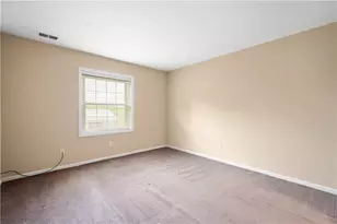 1230 Chatham Park Dr, Scott Township, PA 15216 - Photo 24