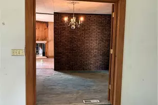 125 Ayers Ave, Twp of But SE, PA 16001 - Photo 22
