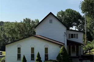 125 Ayers Ave, Twp of But SE, PA 16001 - Photo 2