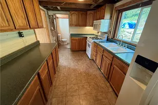 125 Ayers Ave, Twp of But SE, PA 16001 - Photo 10