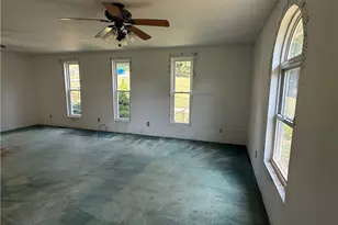 125 Ayers Ave, Twp of But SE, PA 16001 - Photo 26