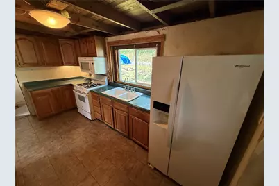 125 Ayers Ave, Twp of But SE, PA 16001 - Photo 8