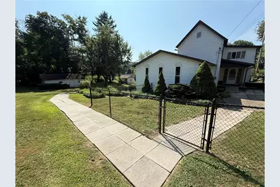 125 Ayers Ave, Twp of But SE, PA 16001 - Photo 32