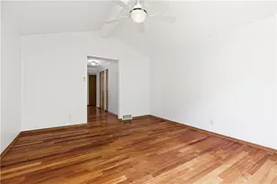 416 Peters Dr, Pittsburgh, PA 15116 - Photo 8