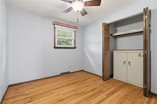 416 Peters Dr, Pittsburgh, PA 15116 - Photo 24