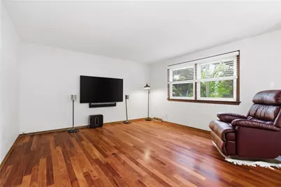 416 Peters Drive, Pittsburgh, PA 15116 - Photo 6