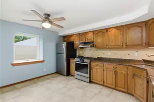 416 Peters Dr, Pittsburgh, PA 15116 - Photo 12