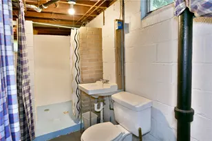 891 Bechtol, Sharon, PA 16146 - Photo 26