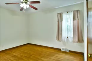 891 Bechtol, Sharon, PA 16146 - Photo 24