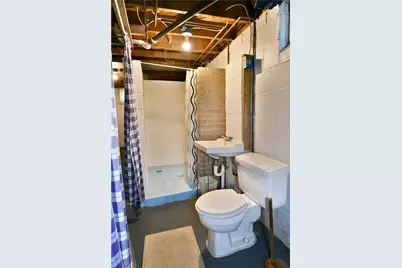 891 Bechtol, Sharon, PA 16146 - Photo 42
