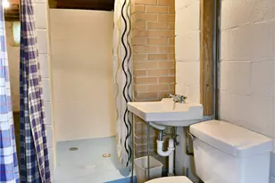 891 Bechtol, Sharon, PA 16146 - Photo 42