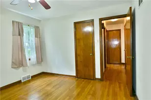 891 Bechtol, Sharon, PA 16146 - Photo 22