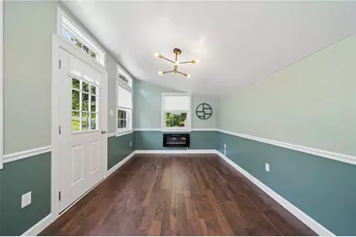 1101 Fairlane Dr, Hopewell Township, PA 15001 - Photo 12
