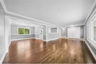 1101 Fairlane Dr, Hopewell Township, PA 15001 - Photo 16