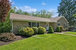 1101 Fairlane Dr, Hopewell Township, PA 15001 - Photo 2