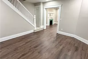 417 Bartram Ave, New Castle, PA 16101 - Photo 10