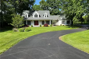 291 Woodland Dr, Wilmington Township, PA 16142 - Photo 1