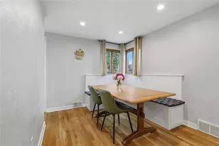 664 Somerville Dr, Scott Township, PA 15243 - Photo 22