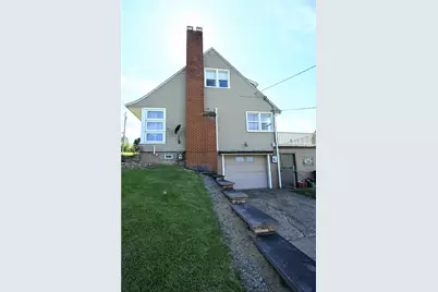 1255 Rosecrest Ave, Monessen, PA 15062 - Photo 4