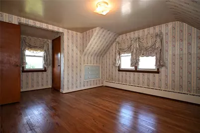 1255 Rosecrest Ave, Monessen, PA 15062 - Photo 16