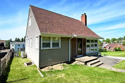 1255 Rosecrest Ave, Monessen, PA 15062 - Photo 2