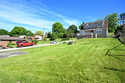 1255 Rosecrest Ave, Monessen, PA 15062 - Photo 34