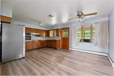 200 Erwin Pl, McKees Rocks, PA 15136 - Photo 6